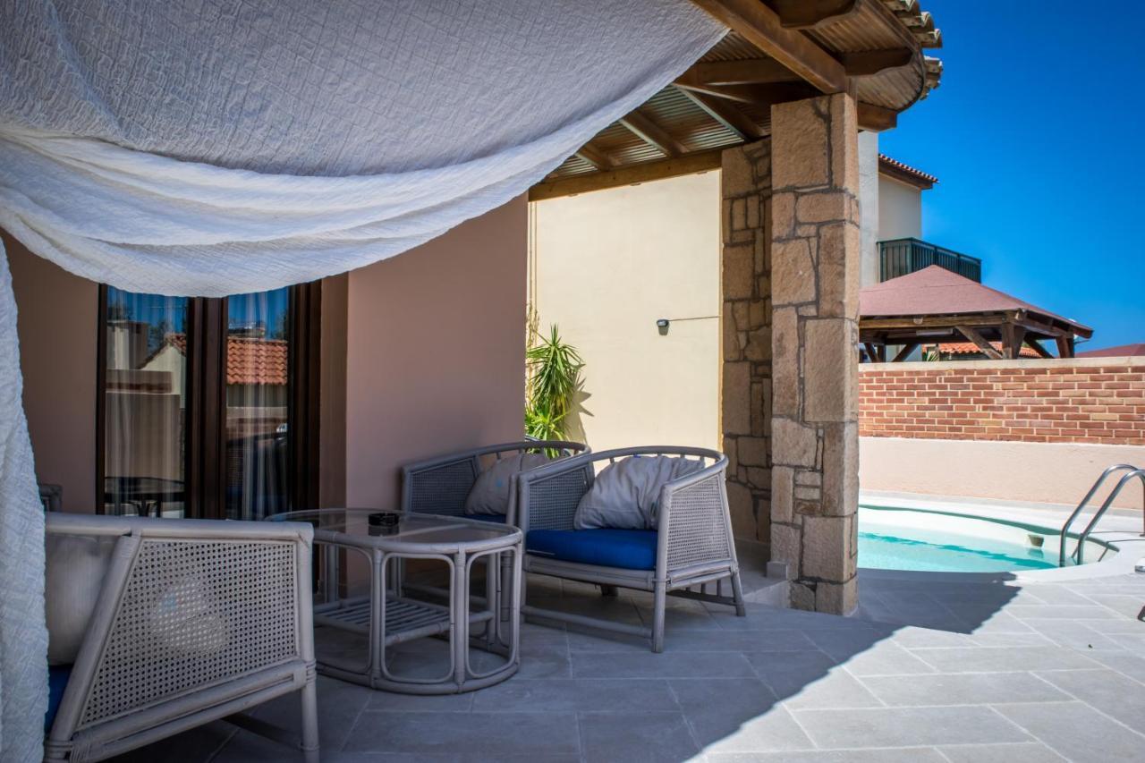 Niriides Luxury Villas Hersonissos  Esterno foto