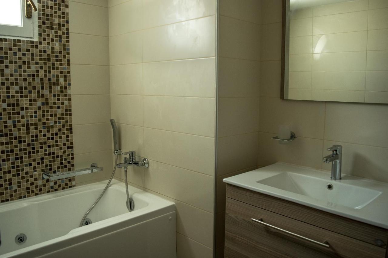 Niriides Luxury Villas Hersonissos  Esterno foto