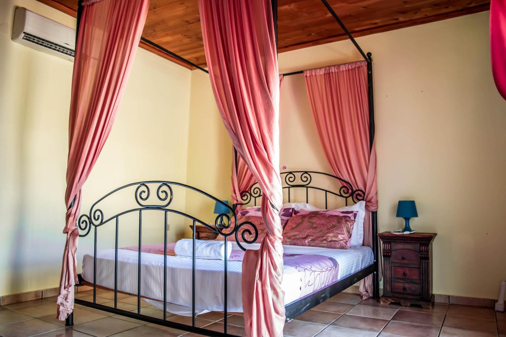 Niriides Luxury Villas Hersonissos  Esterno foto